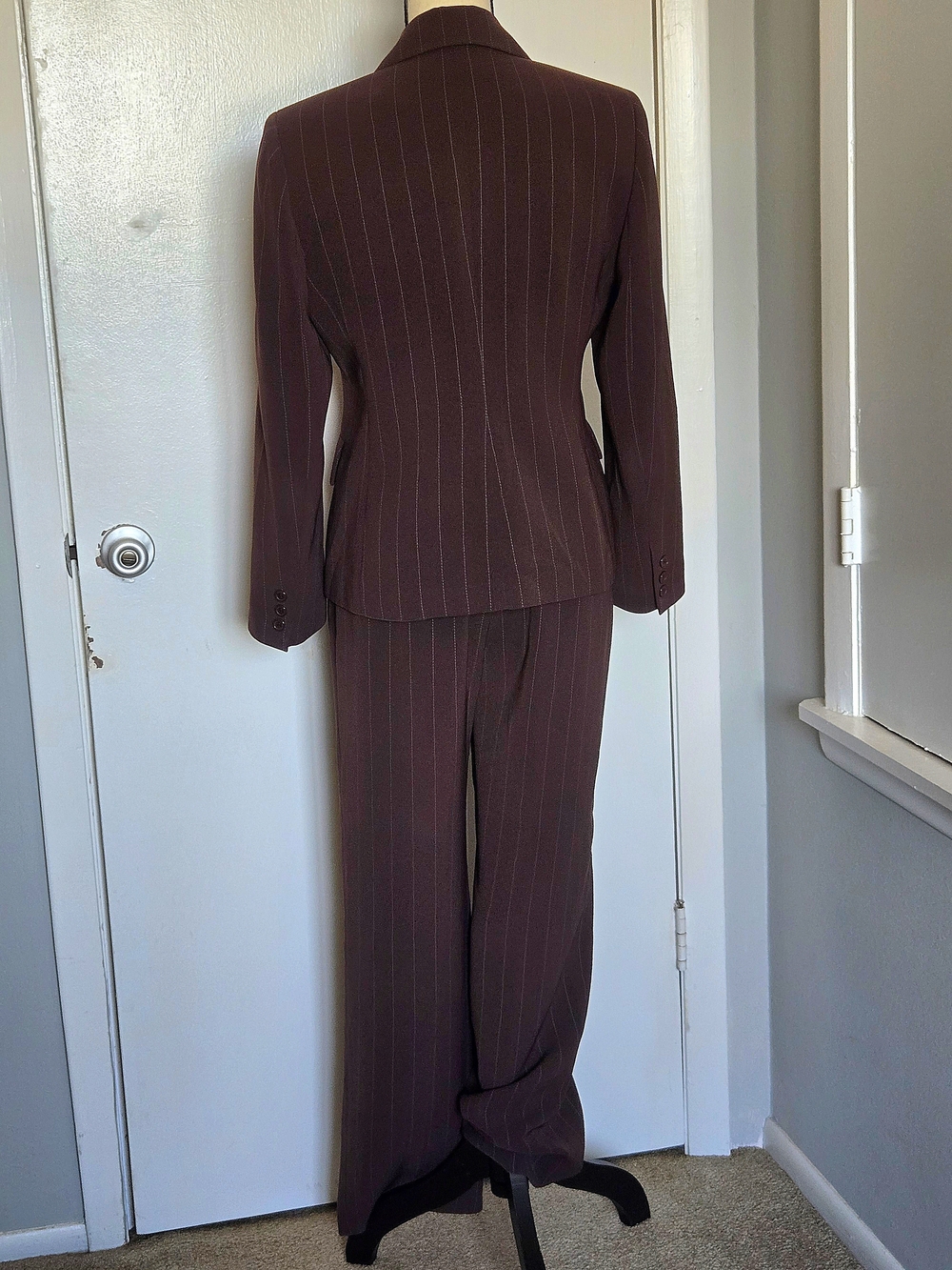 VTG Kasper Classics Petite 2pc Brown Pinstripe Blazer Trouser Lined Pantsuit Set - Picture 3 of 12